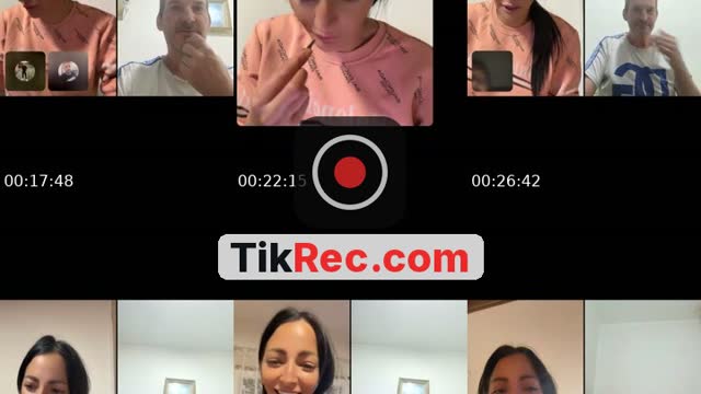 @dianaemilia92 TikTok live