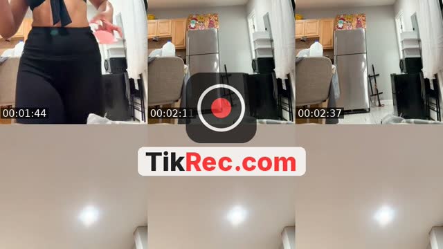 @adventurewitjenn TikTok live