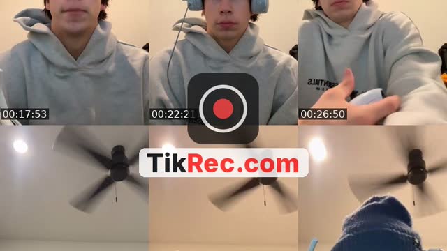 TikTok live: Chillin by @talanb0