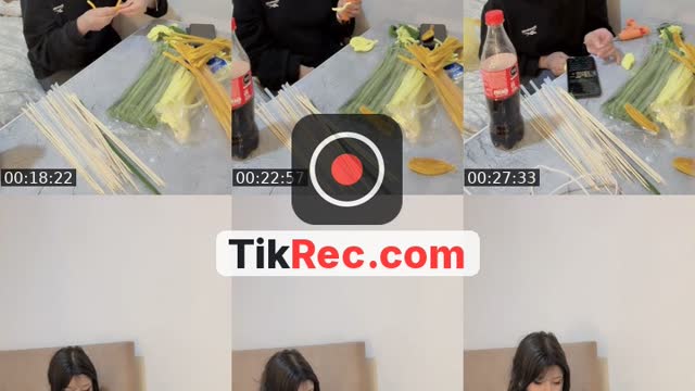 TikTok live: 😭 by @yoinngg