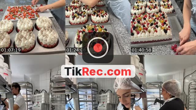 @sweet_moon_patisserie TikTok live from 2026-09-11