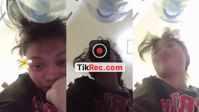 @scc.moonn2 TikTok live from 2026-09-11