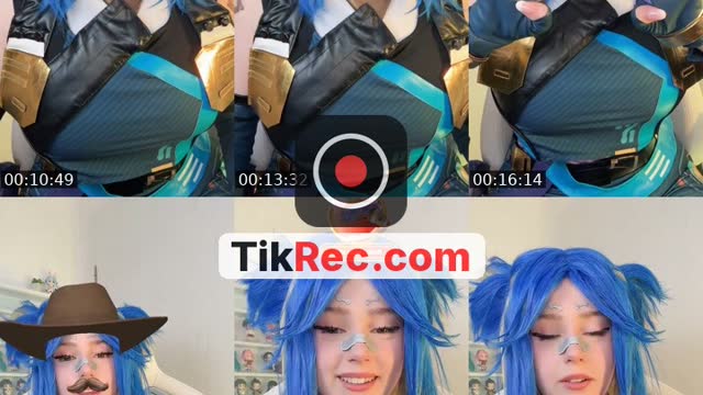 TikTok live: Hiii 😊 by @upminaa.cos