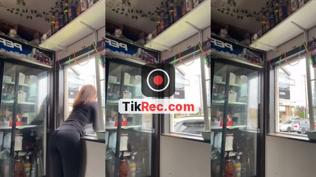 @omgitslia_ TikTok live
