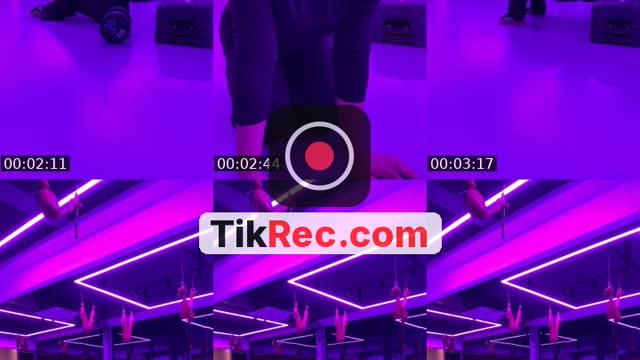 TikTok live: gym by @humyrajasmine