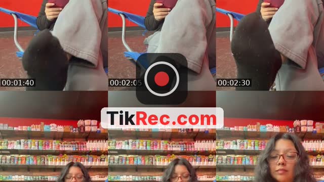 @ghostg1rl.__ TikTok live