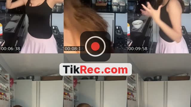 TikTok live: Live mit nini by @defnot._.nini