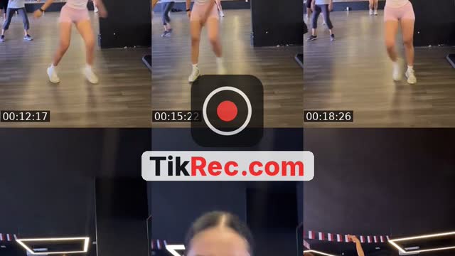 TikTok live: Gabung joget yuk by @ririsbarreto