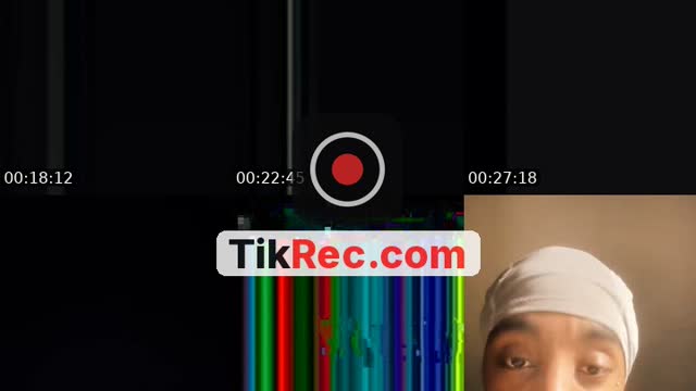 TikTok live: 🙈 by @sahcoree