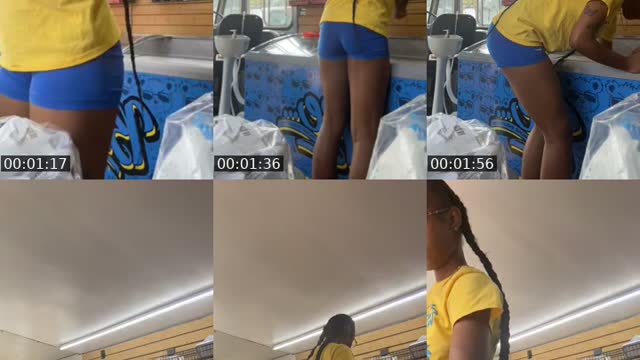 @prettyprivatee3 TikTok live
