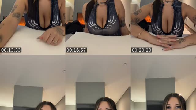@sinavya_ TikTok live