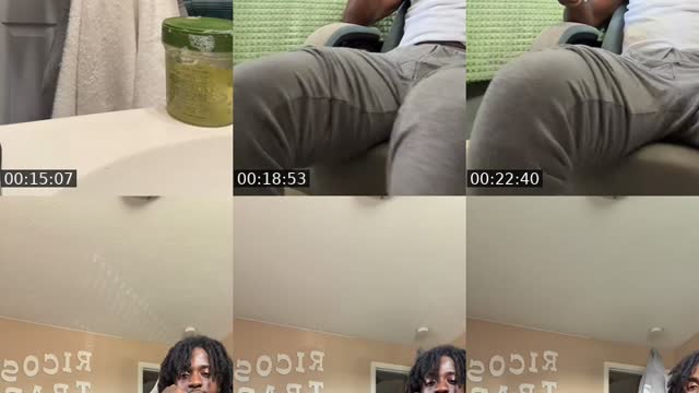 TikTok live: Horse Meat by @thirdlegbully1