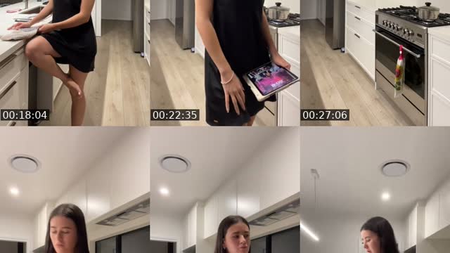 TikTok live: Hi by @defnotjuilia