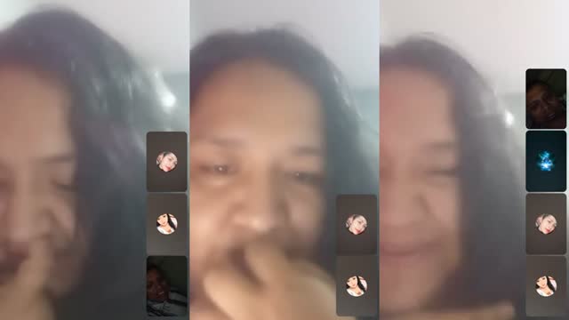 TikTok live: HOLI COMAMOS FRUTAS 😇 by @eveunika