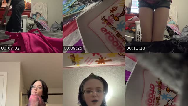 TikTok live: Chilling!!!! ask anythin by @rias_messy