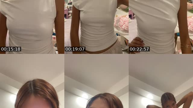 TikTok live: . by @st.valsn