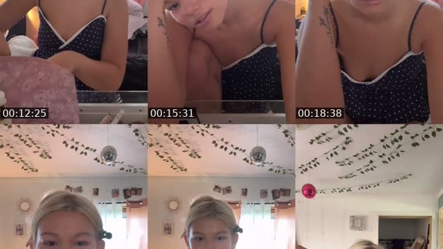 TikTok live: Galaxy= add back😘 by @ari..nichole2