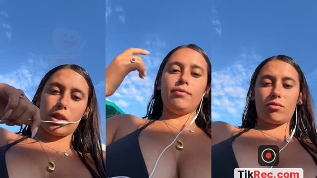 @chloecarnevaletti TikTok live