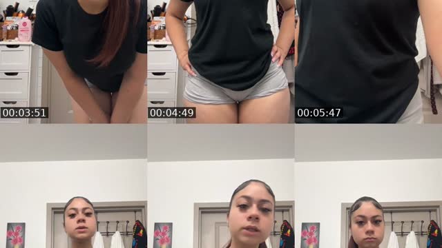 TikTok live: Heyy ya 🫶🏻 by @phattbuttashh3