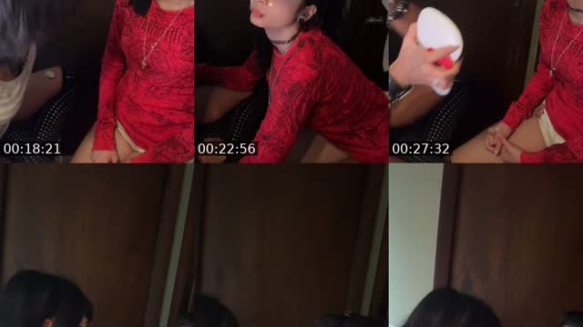 TikTok live: Grwm to turn goth💄🖤 by @leedolly707