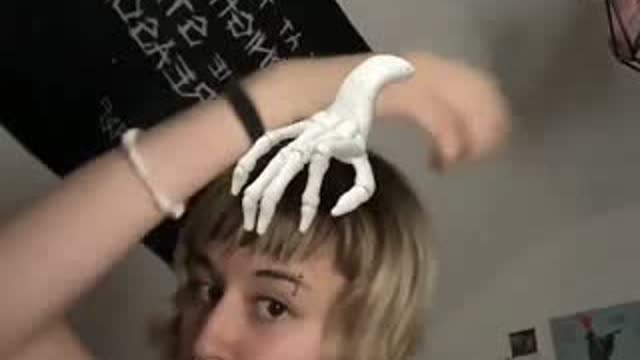 @laurq_34 TikTok live