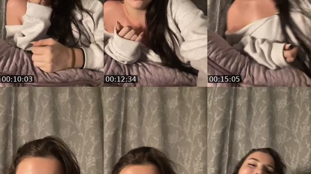 TikTok live: We so back by @elliebellessss