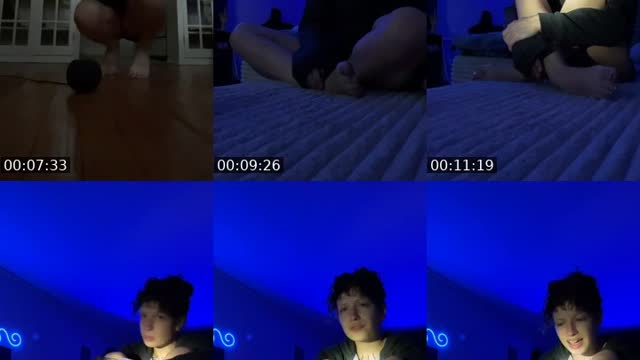 TikTok live: hiiiii by @delf0ster