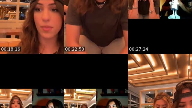 TikTok live: Come here :3 by @mimismnx