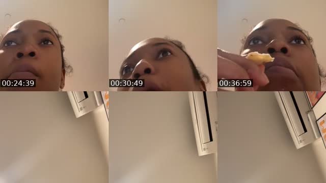 TikTok live: Arroz con pollo by @jessicaajene