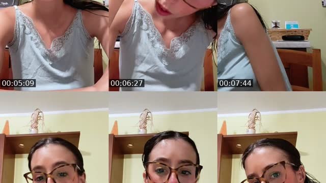 @carlottaboi27 TikTok live