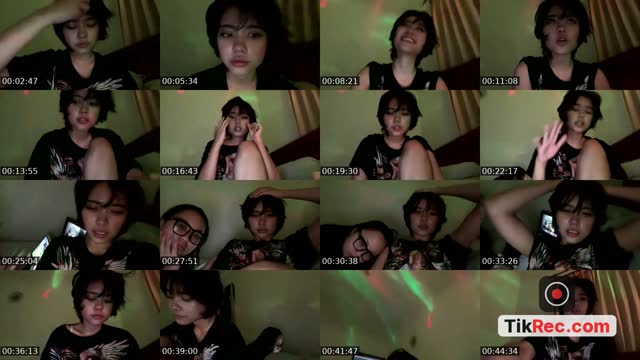 TikTok live: get in bro by @hystercia