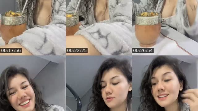 TikTok live: Hola by @steffywyder