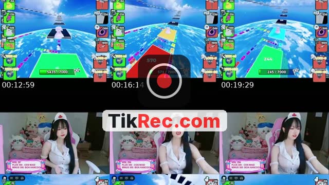 TikTok live: TAUK AH AKU NGAMBEK by @sukasukaaku2811