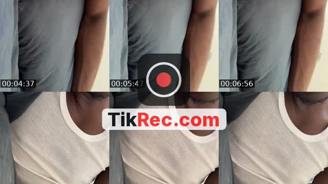 TikTok live: fav justice league member? by @kodakcaptain