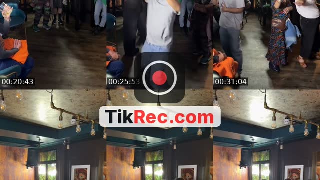 TikTok live: Snowball Entertainments Karaoke by @snowballentertainmentsuk
