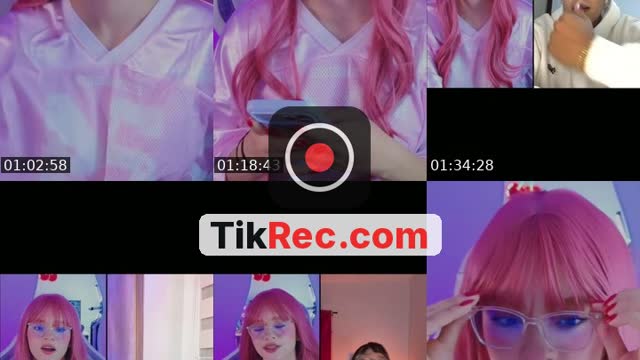 TikTok live: Me acompañas! 🍒 by @nicol2006b