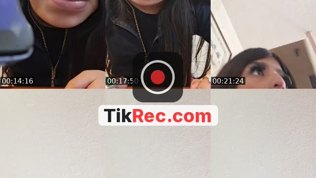 TikTok live: Oaaa by @tiasofita