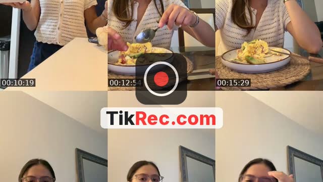 TikTok live: platiquemos un rato by @andreaalvaradom_