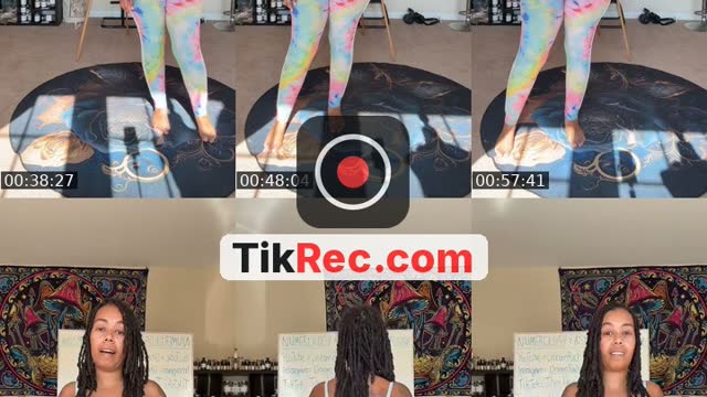 TikTok live: Read and Chill by @theeunicornriah