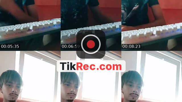 TikTok live: go live by @botgracjan