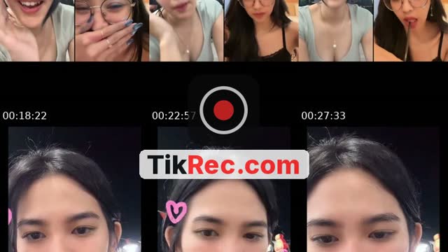 TikTok live: Hello everyone by @velia_ps