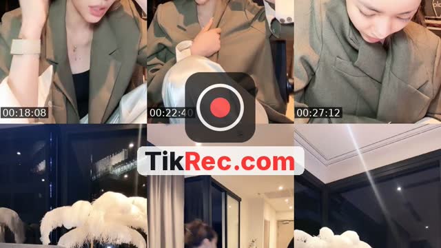 @jennychicly TikTok live from 2026-08-26