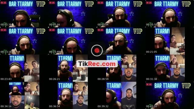 TikTok live: Batallas cada dia!!! by @elttblue_tv