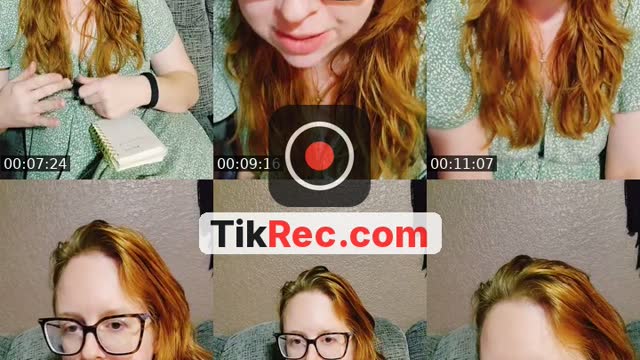 TikTok live: hi by @weirdsunflowergirl