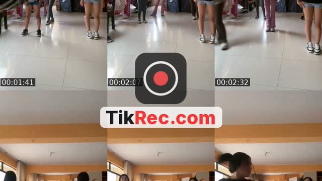 @auraproducciones1 TikTok live