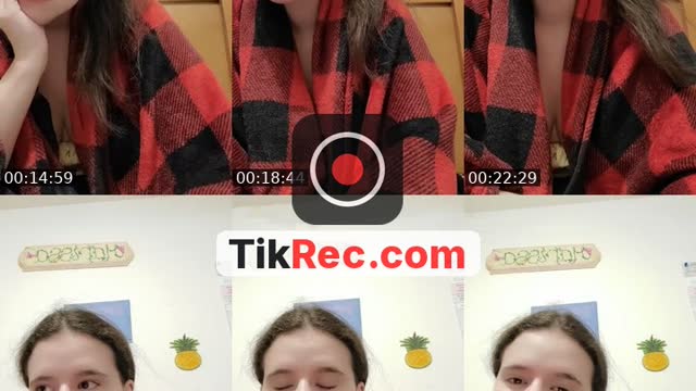TikTok live: Hi there by @marissa202424