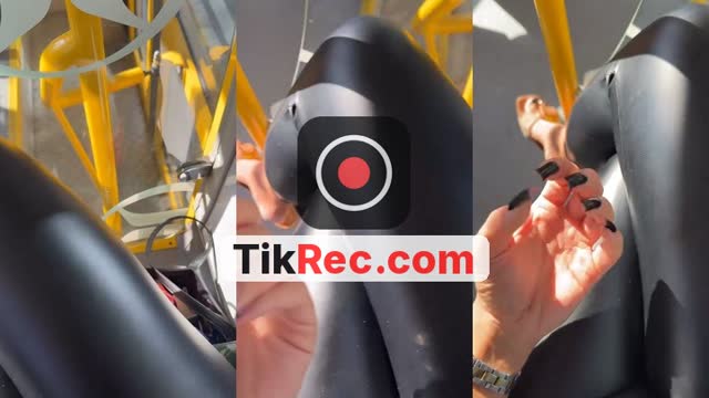 @theveluora TikTok live