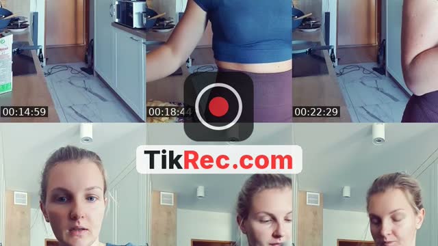 TikTok live: Приветик омлетики by @dofamindi