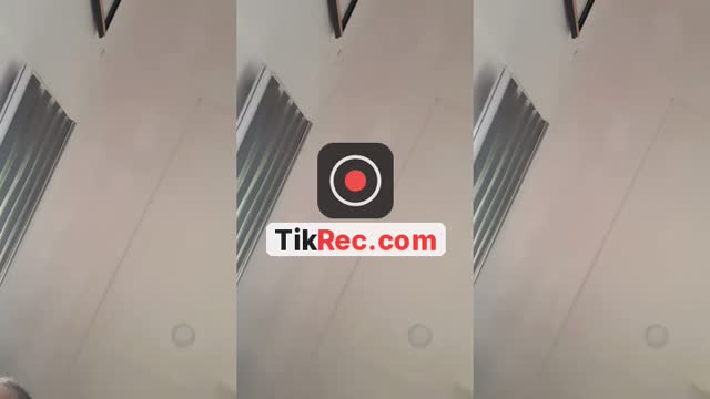 @juicyqueen1b TikTok live