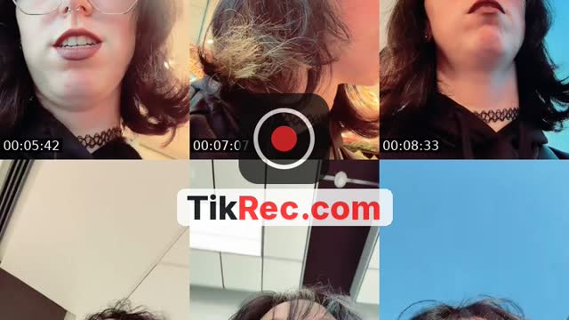 TikTok live: Quick live by @thesirenspoon